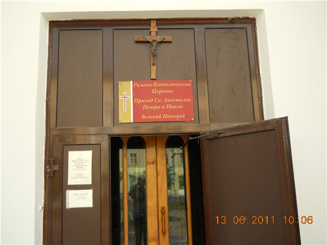 http://s56.radikal.ru/i152/1106/d5/1b3f543429d9.jpg