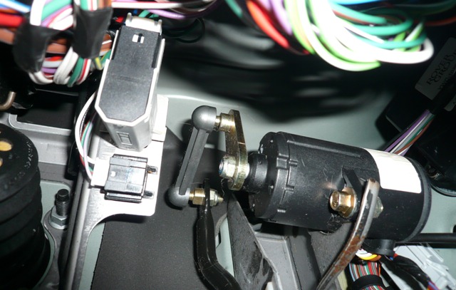 http://freelander.spybb.ru/uploads/0000/d3/70/30906-1-f.jpg