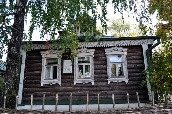 http://cs624227.vk.me/v624227356/3b0d/BF0MYQisggY.jpg