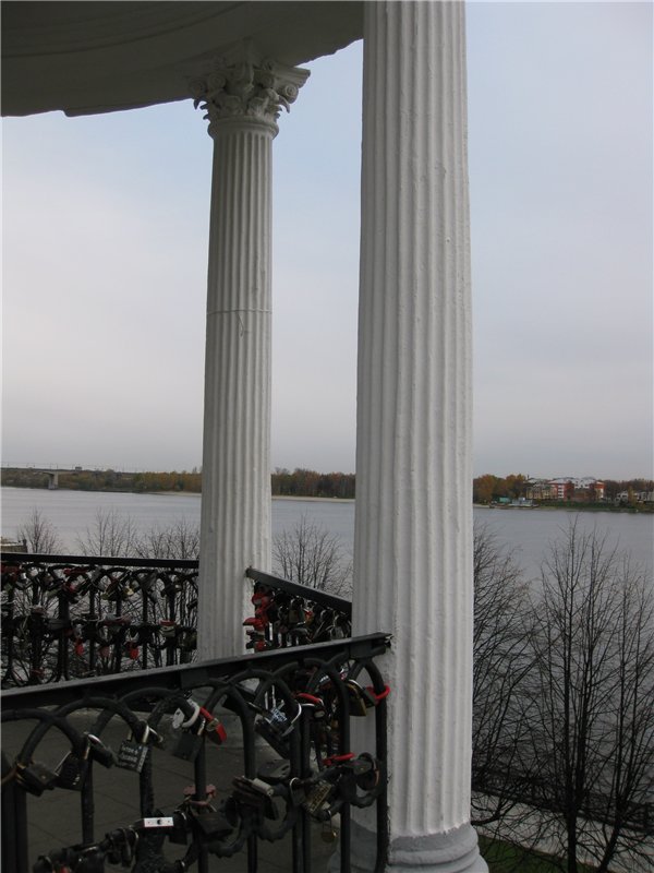 http://s017.radikal.ru/i443/1110/d0/f427c0153c6c.jpg